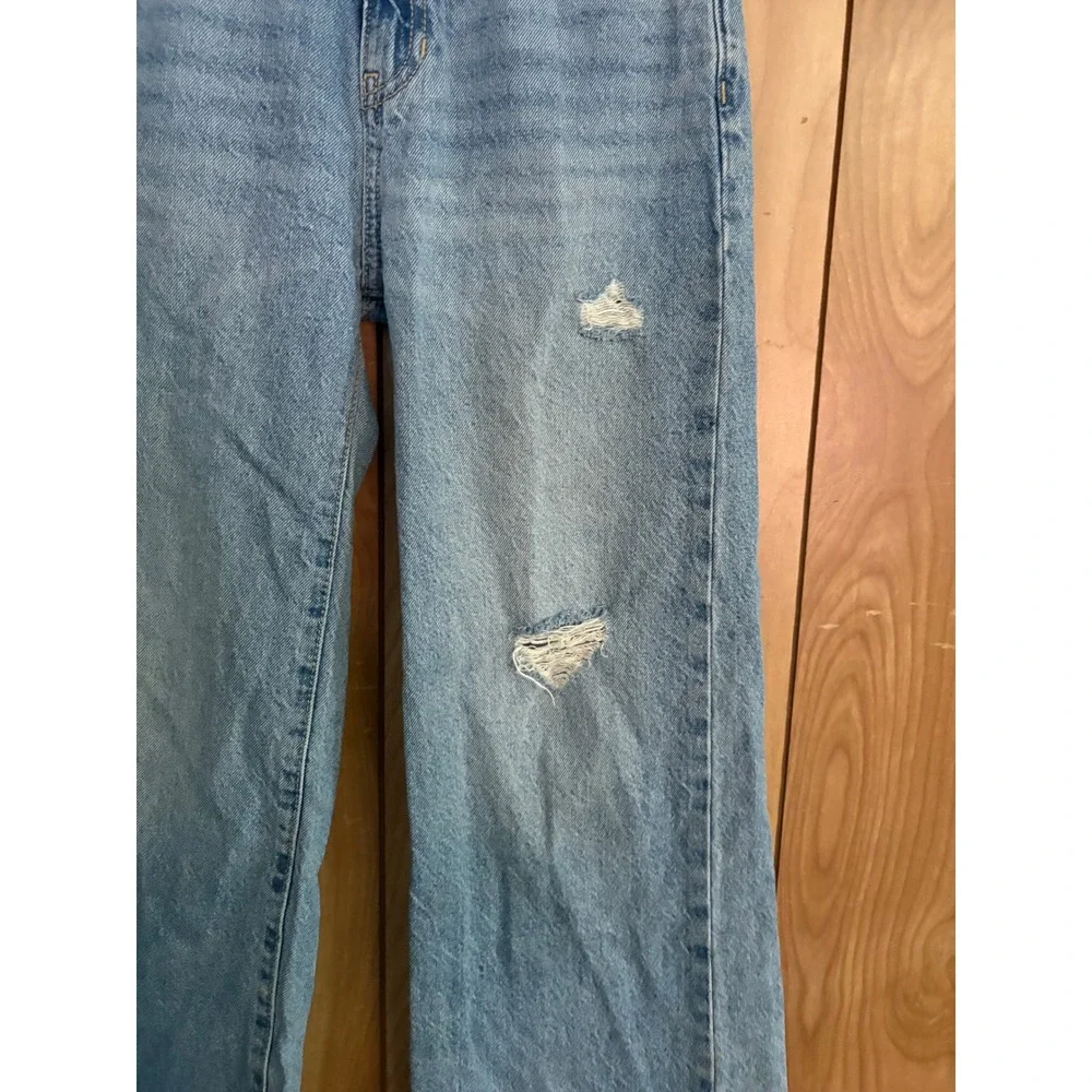 Old Navy Girls High-Rise Baggy Wide Leg Distressed Light Wash Jeans Size 12